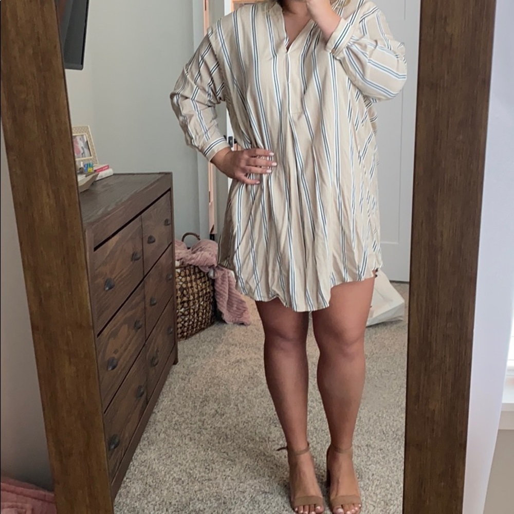 H&M NWT cream and black shirt dress